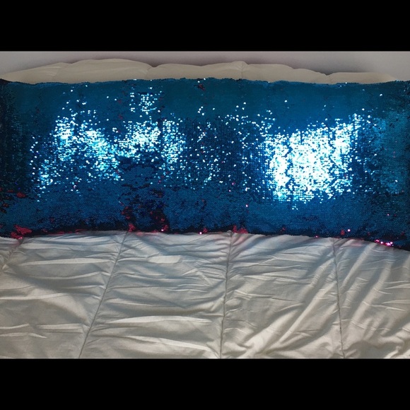 Mermaid Pillows NWT
Pink/Blue or Green/Blue - Picture 5 of 8